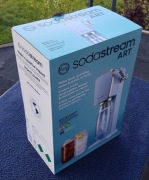 [p38d] karton po saturatorze SodaStream Art