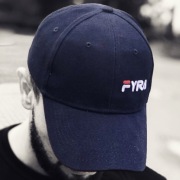 Czapka z daszkiem „Pyra”