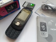 Nowa Nokia 2220s Fabryczne folie PL  bez simlocka
