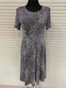 Sukienka w kwiaty biust 85/90