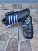 Buty piłkarskie na sztuczną nawierzchnię N/M roz. 38