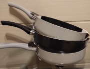 Patelnia 22*6 cm z powłoką na indukcję boki proste Smukee 1szt SZARA 