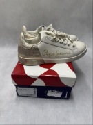 Buty Pepe Jeans rozmiar 41 kremowo złote