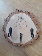 Wieszak na klucze Plaster drewna. Rękodzieło. Koń 