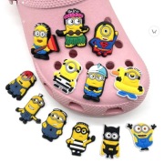 Zawieszki znaczki przypinki na klapki Crocs zestaw 12 sztuk 