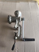 Stara maszynka do mielenia miesa