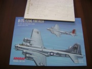 B-17 G Flying Fortress +lasery,Answer/Angraf , 1:33