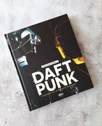 Daft Punk Podróż do wnętrza piramidy Dina Santorelli
