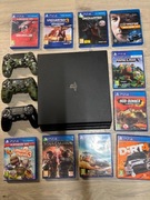 Sprzedam konsole PS4, trzy pady, gry