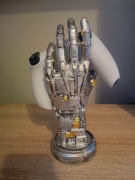 STOJAK PODSTAWKA NA PADA KONTROLER/RĘKA CYBERPUNK PSX PS2 PS3 PS4 PS5 Xbox 