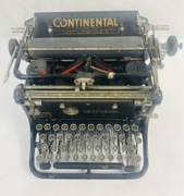 Stara maszyna do pisania Continental