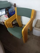 4 Krzesla bankietowe konferencyjne 