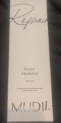 Szampon regenerujący firmy mudii