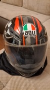 Kask motocyklowy AGV L uszkodzony z pokrowcem