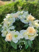 Delikatny wianek handmade na drzwi/grób | Trwałe kwiaty | Rękodzieło