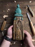 Kapliczka drewniana Jezus Frasobliwy rzeźba drewno sztuka ludowa prezent 