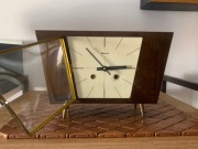 Kienzle-piękny zegar kominkowy.