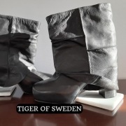 Tiger of Sweden buty botki na krytym obcasie słupku skóra naturalna r.37