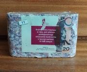 Kostka (brykiet) ze zniszczonych banknotów 20 zl