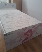 Łóżko dla dziewczynki