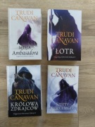 Trylogia Czarnego Maga + Szepty dzieci mgły - Trudi Canavan