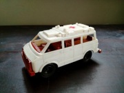 Karetka ambulans zabawka PRL