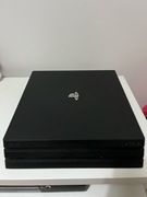 PlayStation 4 Pro 1 TB z padem