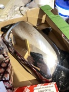 toyota hilux VII. Chromy lusterka, sprężyny i tłoczki hamulca lampa tył 