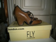 FLY LONDON MIODOWE SKÓRA KOTURN 38 ZAPRASZAM NA INNE MOJE OGŁOSZENIA:)