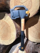 Siekiera Fiskars Solid A10