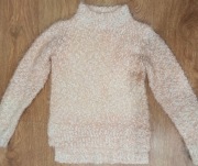 Ciepły puszysty sweterek r.128