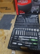 Klucze nasadowe i płasko oczkowe hazard. 125 eleme