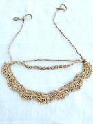 Ażurowy naszyjnik crochet, ręcznie robiony 