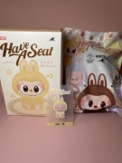 Oryginalna lalka labubu have a seat SISI