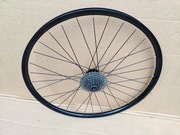 ŁADNE  TYLNE  CZARNE KOŁO 28" na tarczę
