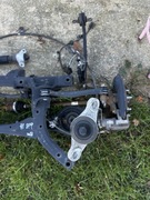 Hyundai Kona 4x4 wózek sanki prawa zwrotnica 