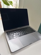 MacBook Pro 13 2019 | i5 2.4GHz | 16GB RAM | 256GB Dysk | 4x Thunderbolt 
