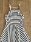Letnia sukienka w paski z dekoltem typu halter H&M