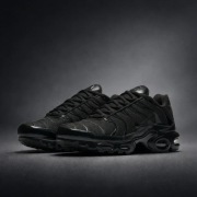 Buty meskie Nowe nike air max plus tn rozmiar 43 EU