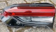 Toyota rav 4 V lampa klapy bagażnika prawy tył