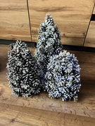 Choinki z szyszek z lampkami led 