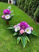 Wiązanki,Wiązanka na grób. Kompozycja kwiatowa.