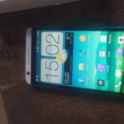 Telefon HTC Desire 820