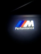 2x projektor LED, logo BMW M Performance, oświetlenie, lampka drzwi