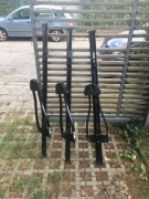 3 stalowe uchwyty rowerowe