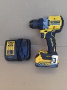 Dewalt DCD800 Type 2