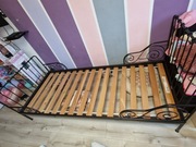 Łóżko metalowe (czarne) (rozsuwane)+ materac