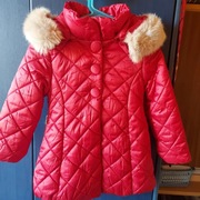 Piękny płaszczyk marki Mayoral czerwony rozmiar 104