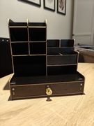 Drewniany organizer na biurko