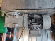 Motoreduktor Lenze GKR04 0,75 kW 96 obr/min 71Nm 400V